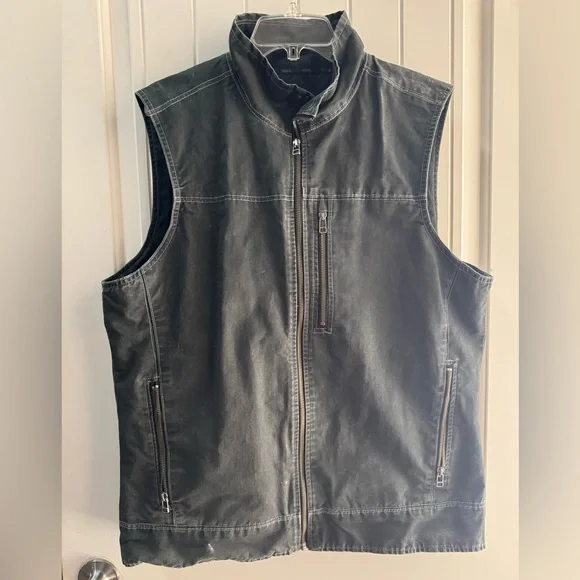 Kuhl Men's Burr Vest in Gunmetal - Picture 3 of 5